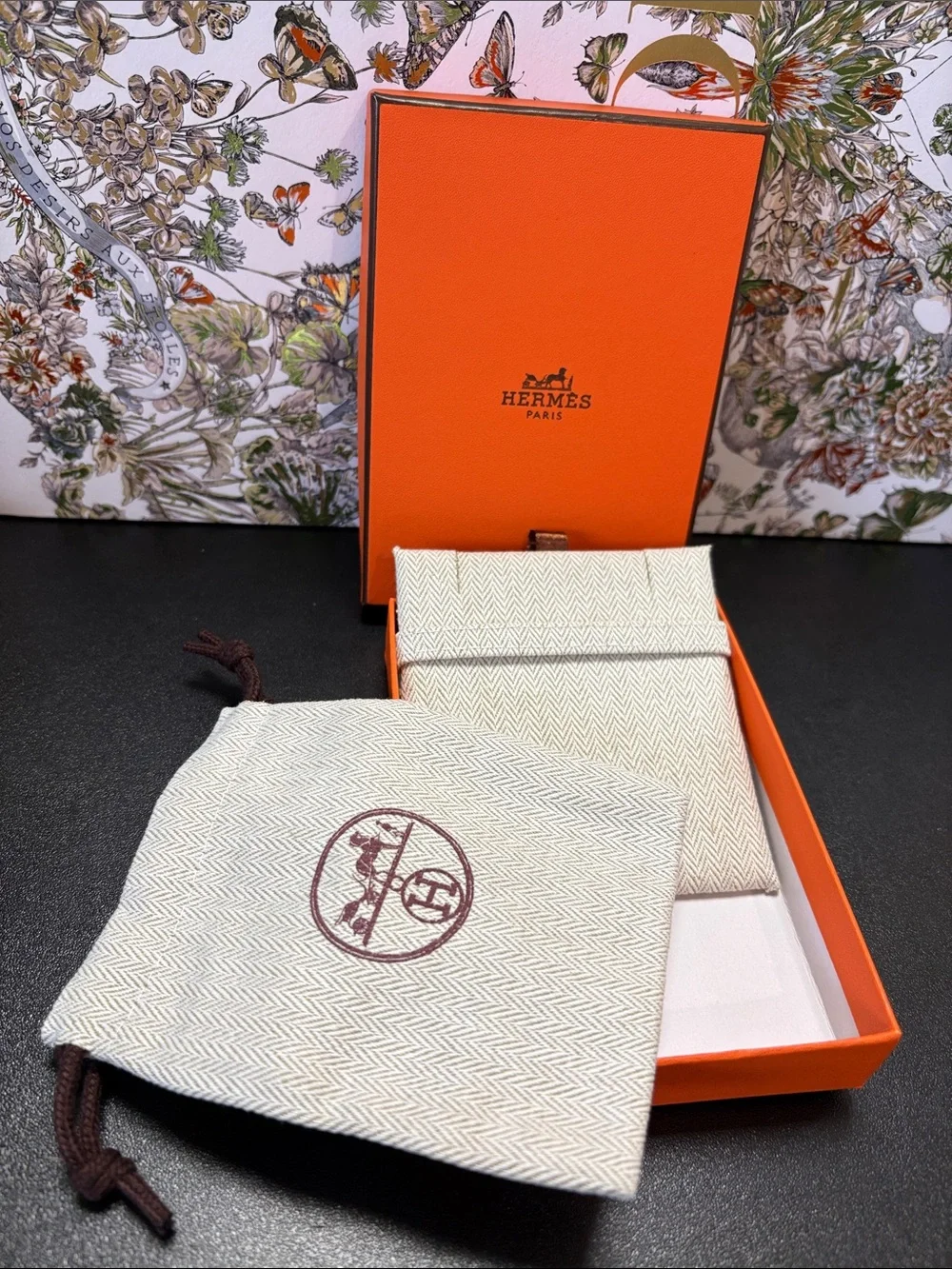 Hermes set three